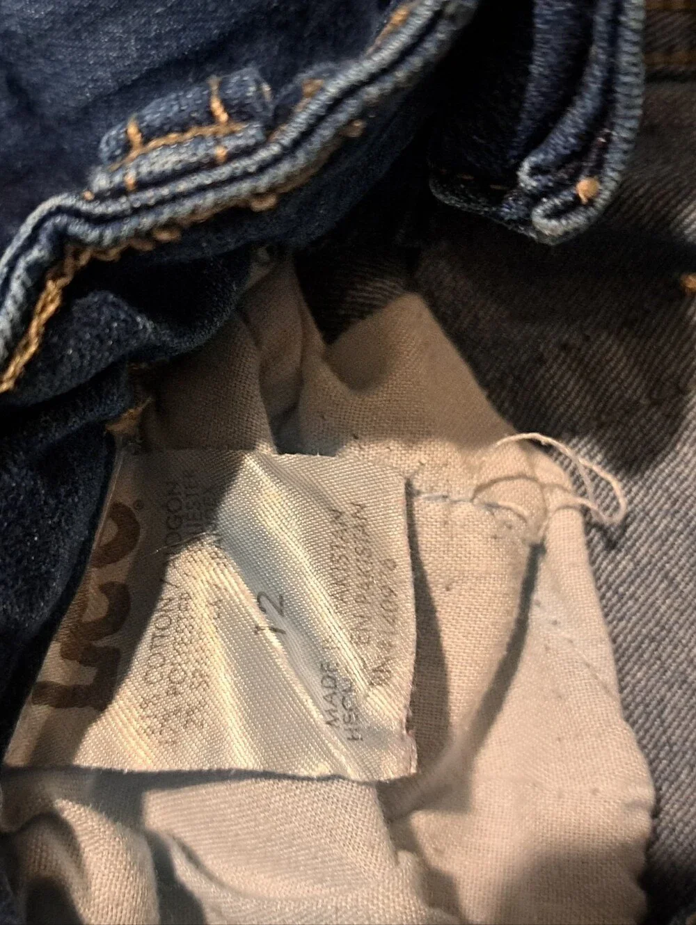 Calvin Klein Jeans Kids Four-Pack: Dark Blue, Blue, Red, Tan Jeans Sz 10/12